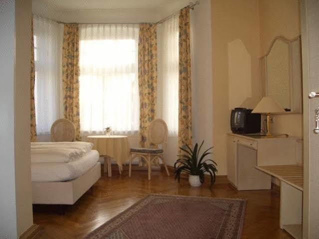 Pension Villa Beer Stralsund Bagian luar foto