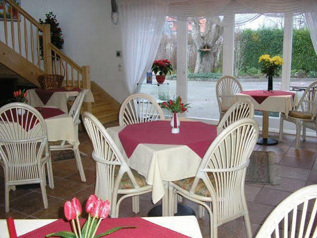 Pension Villa Beer Stralsund Bagian luar foto